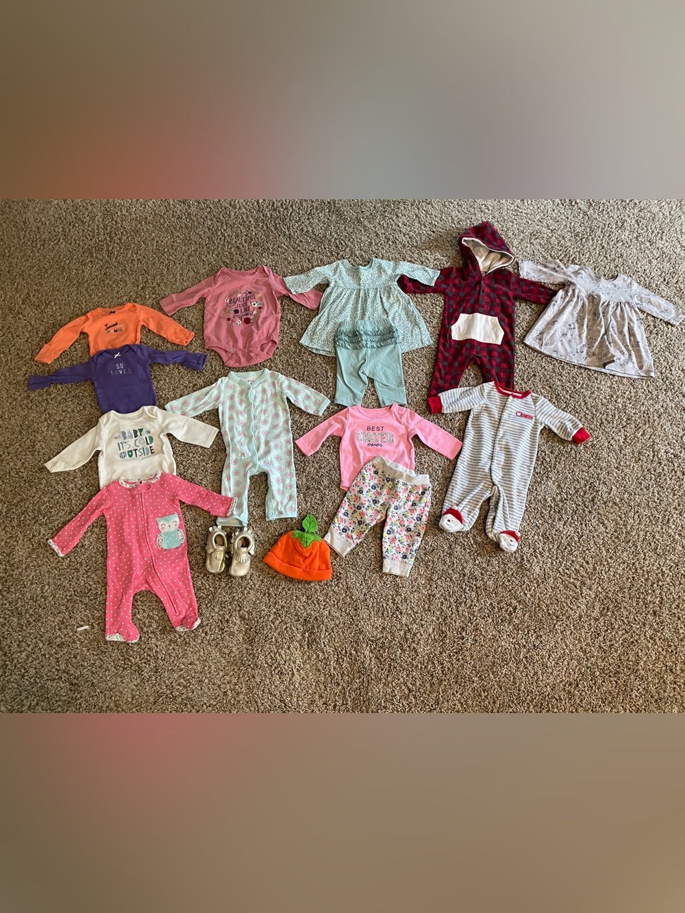 Newborn and 0/3 months lot